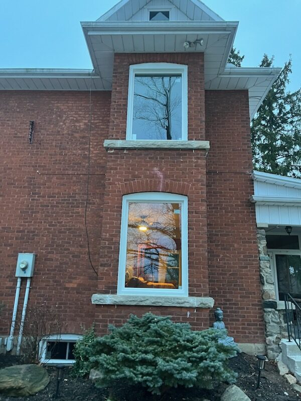 4 windows on route 54